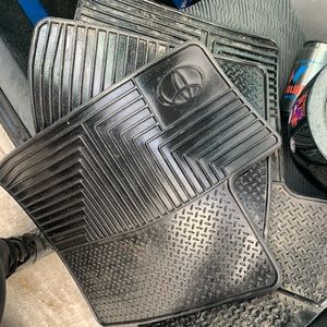 3 black car mats